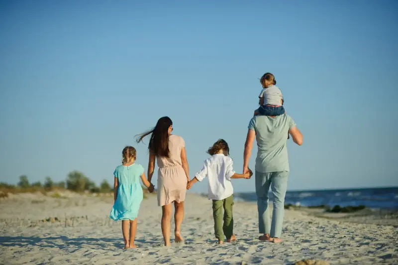 Educar con el Ejemplo: Acciones que Forman a Hijos Íntegros y Empáticos