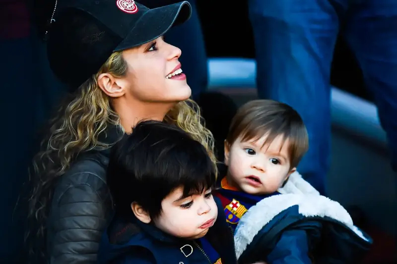 Shakira dopo la separazione: proteggere i figli dalle tensioni degli adulti, dai cambiamenti di casa e da un carico emotivo troppo grande