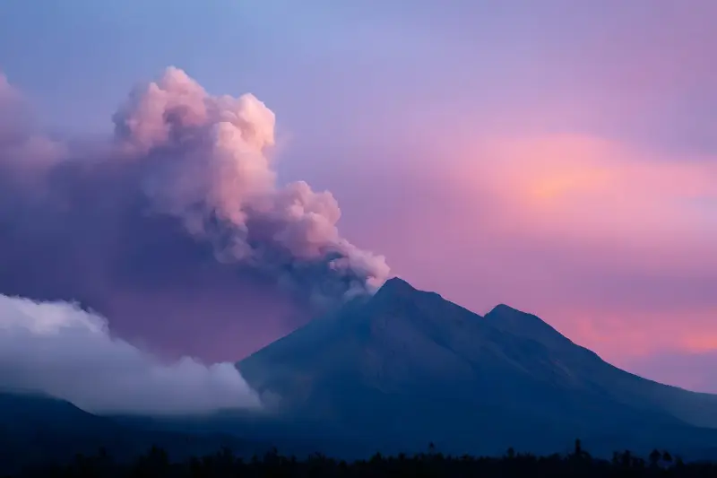 Caos en Sicilia: el Etna se desata sin fecha de tregua