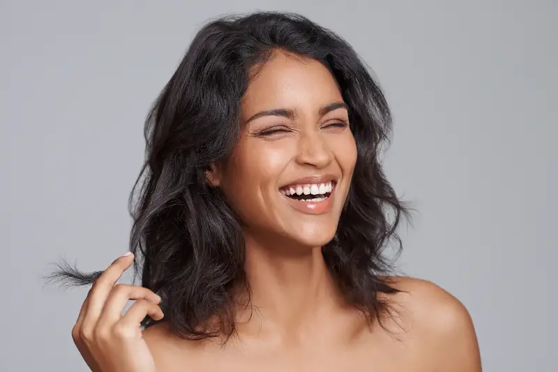 Les ingrédients cosmétiques à éviter selon les dermatologues français