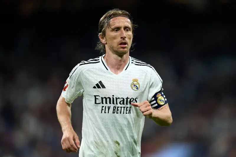 Luka Modrić Continua Brilhando Como Coração Vibrante Da Croácia Embora Atingindo Os 40 Anos Com Classe Inigualável