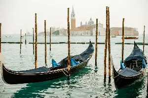 Lost In The Canals Of Venice: The Timeless Magic That Only Gondolas Preserve Today