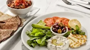 Is your diet anti-inflammatory? UK surgeon explains how to switch up your regular diet; shares nutrients to prioritise