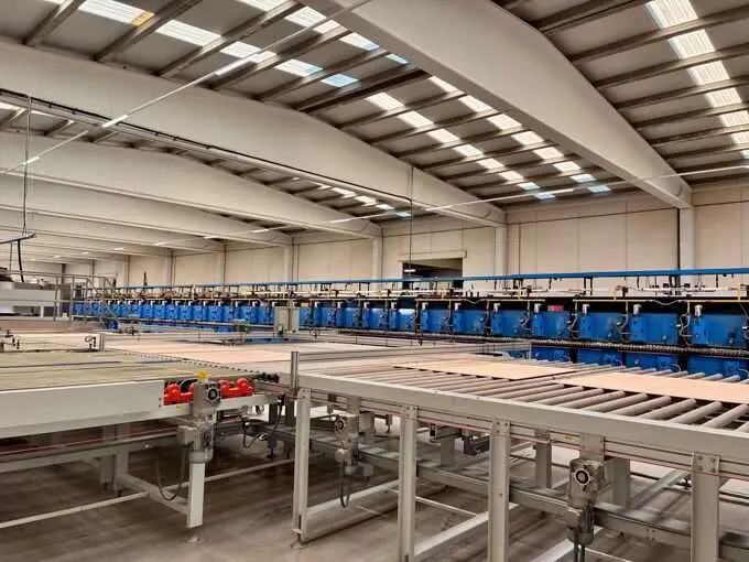 La producción industrial andaluza crece un 5,6% en agosto y supera en más de cuatro puntos la media nacional