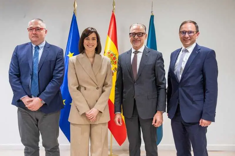 La ESA y España refuerzan su cooperación para una conectividad satelital segura