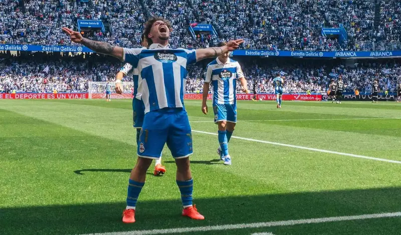 El Dépor recupera la cordura y el alma en Riazor: un punto de oro con Mario Soriano a los mandos