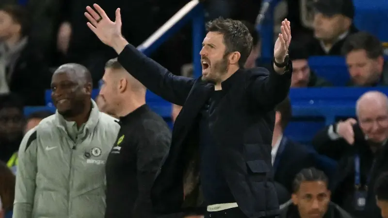 Suplentes y entrenador