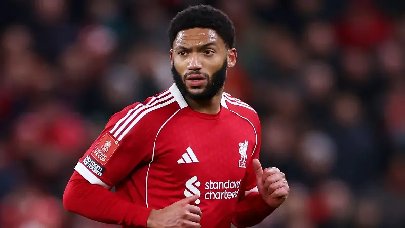 ¿A quién le importa? La estrella del Liverpool Joe Gómez admite que los abucheos de su propia afición «le duelen», mientras se abordan los rumores sobre divisiones en el vestuario de Anfield