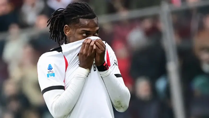 Al parecer, las cosas se pusieron serias entre el FC Bayern y Rafael Leão el año pasado