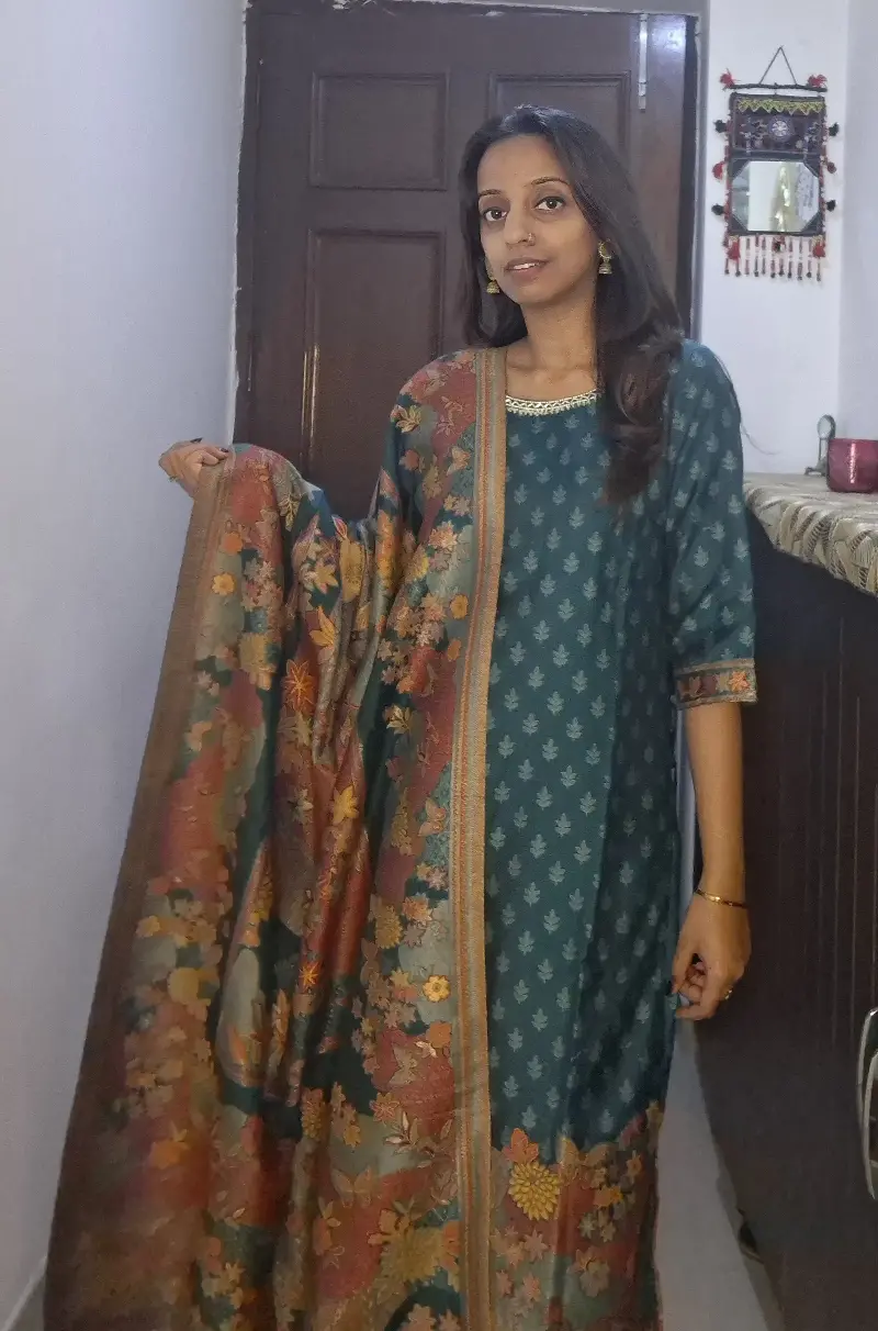 AURELIA Women Floral Printed Regular Kurta with Palazzos & Dupatta