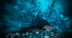 Giant gypsum crystals discovered underground