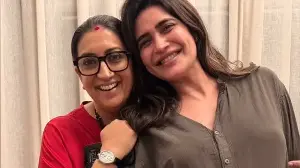 Karishma Tanna has a Kyunki Saas Bhi Kabhi Bahu Thi reunion with Smriti Irani; calls it a ‘full circle moment’. See pics