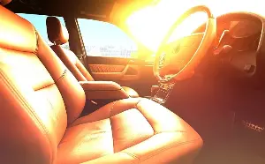8 items you shouldn't keep in your car during hot weather.