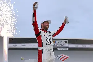 Chase Briscoe goes back-to-back at Charlotte. How NASCAR playoff drivers fared.