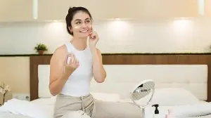 A PM routine that will help you wake up with fresh, plump and glowing skin
