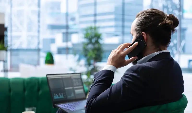 No es el email, es la expectativa: ¿por qué seguimos conectados aunque no debamos?