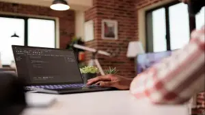 Freelancers, gig workers: How to build financial stability amid irregular income and AI risks