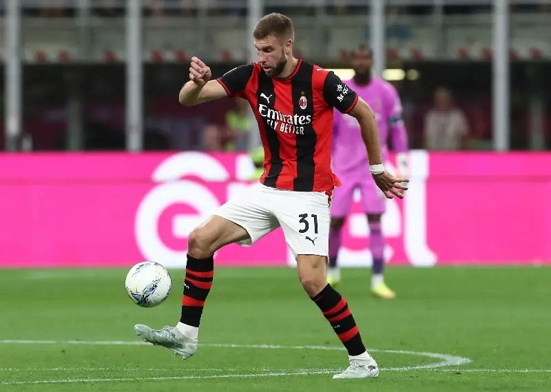 Milan ficha al defensa de la generación de 2006 Diawara, procedente del Troyes: es el sustituto de Pavlovic