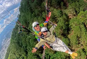 The paragliding spot is at an altitude of 1,900 m in Langbiang.