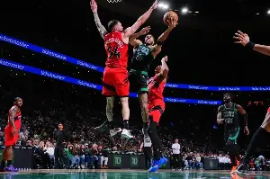 Brown, Tatum propel Celtics in win over Raptors