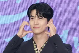 Ok Taecyeon’s Private Wedding Photos Reportedly Leaked Online Sparking Privacy Concerns Over Bride’s Face Exposure