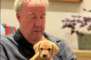 Jeremy Clarkson spiazza tutti: “ho un tumore aggressivo alla prostata” (e la sua diagnosi precoce ci ricorda l’importanza della prevenzione)
