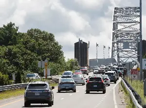 Report: Massachusetts traffic fatalities down 9% in early 2026