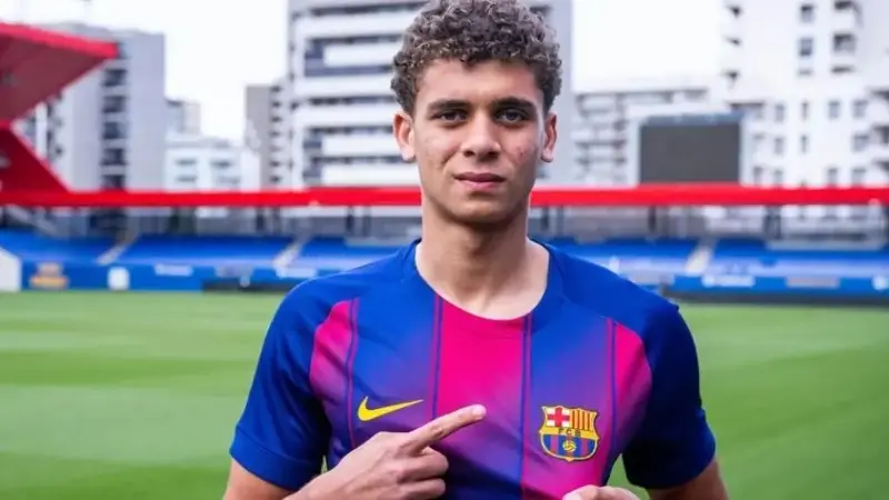 De La Masia a la grada... ¿Qué está pasando con Hamza Abdelkarim?