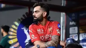Did Virat Kohli suffer ankle injury during MI vs RCB? Viral video from Wankhede stadium sparks speculation; watch