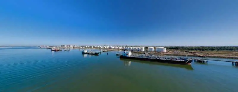 La Junta archiva la autorización de una planta de metanol en el Puerto por "contaminantes en el suelo"