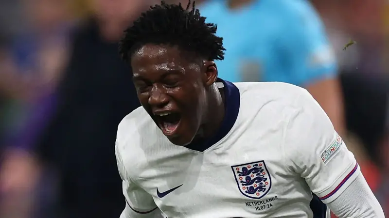 ¿Podría Mainoo superar a Anderson y Wharton en el puesto número 6?