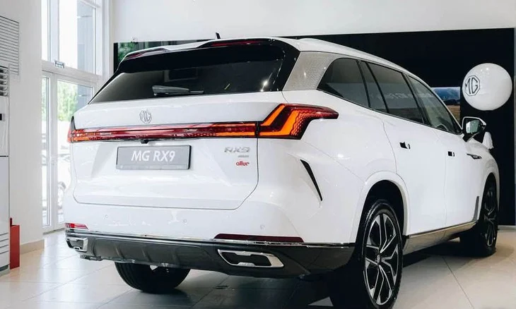 New plug-in hybrid car coming to Vietnam to compete with Hyundai Palisade: Full charge allows for nearly 1,200km of driving - Photo 5.