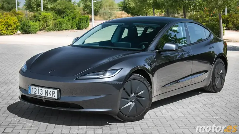 El Tesla Model 3 supera al Sandero