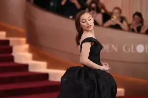 Ariana Grande Breaks Silence on Comeback Tour After 7-Year Hiatus