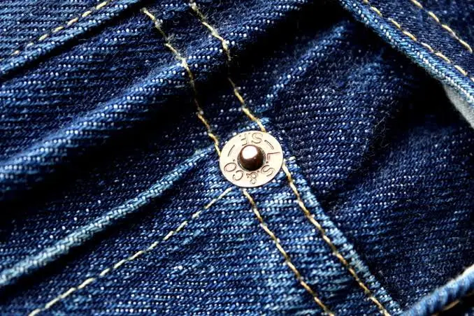Jeans rivets reinforce pocket corners and other stress points, helping prevent fabric from tearing.