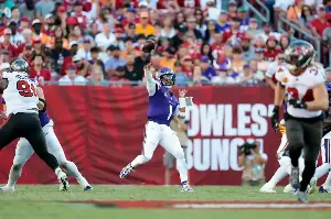 Vikings escape with a win in Kyler Murray’s return, but show offensive problems run deeper than QB