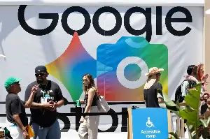 Commentary: Does science need autonomous AI?