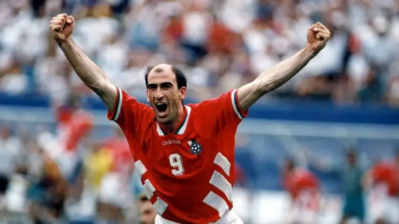 Soccer World Cup 1994: Germany vs Bulgaria - Letchkov