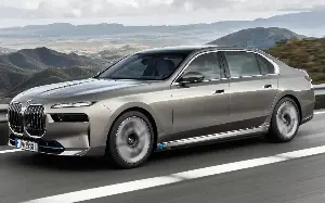 Can I interest you in a hideous BMW? Modern cars shouldn’t be so ugly