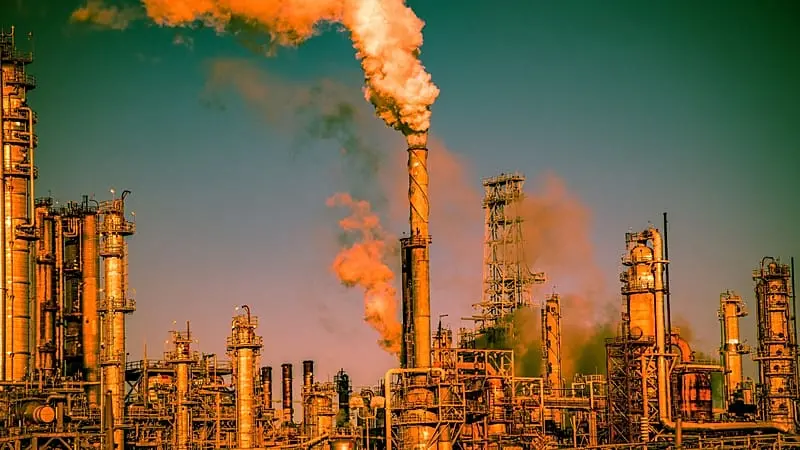 El impacto del clima en el cerebro: el calor, el frío y la contaminación aumentan el riesgo de ictus