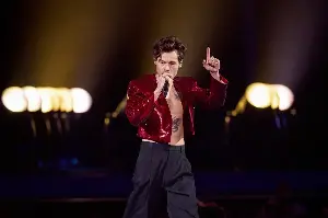 Justin Bieber, Harry Styles top shortlist for Super Bowl halftime show