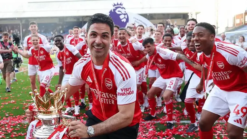 Clasificación de la Premier League 2025-26 comparada con la 2024-25: mejoras y caídas