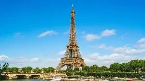 Original Eiffel Tower Spiral Staircase Segment to Be Auctioned in May