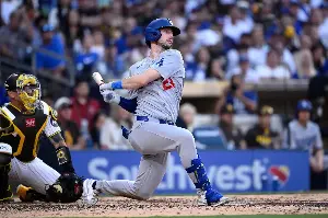 Dodgers’ Shohei Ohtani hits leadoff homer then shuts down Padres in victory