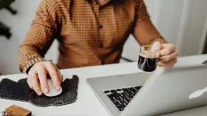 Techie walks away from ₹72 LPA job offer because of toxic professional demands — 5 days strict WFO, no leave policy