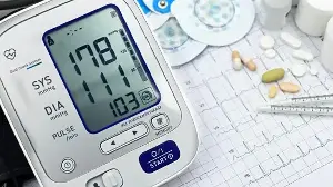 Heart surgeon with 25 years of experience ranks health dangers on a scale of 1 to 10: From seed oils to shift work