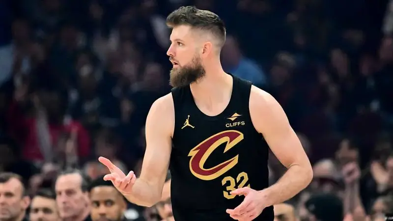 Dean Wade - Cleveland Cavaliers