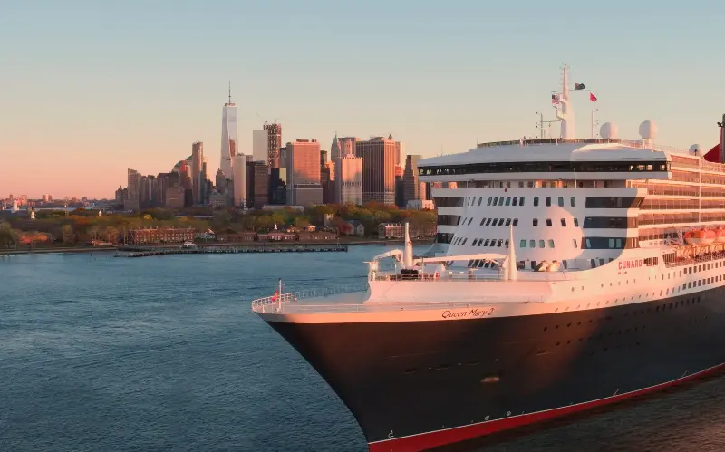 Return to the golden age of cruising on a transatlantic voyage aboard Queen Mary 2, Cunard’s classic ocean liner
