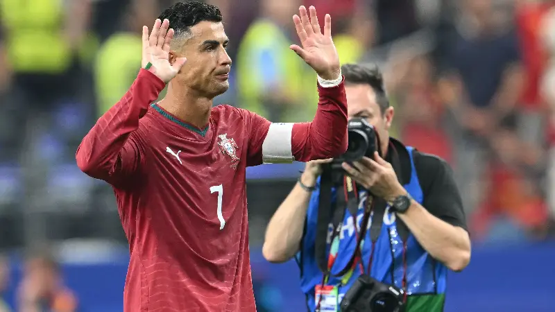 Ronaldo: Me voy con la conciencia tranquila... y Portugal no había ganado nada antes de mí
