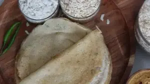 Try This Crispy Instant Oats Dosa For A Light Gluten Free Breakfast With Fibre Rich Ingredients